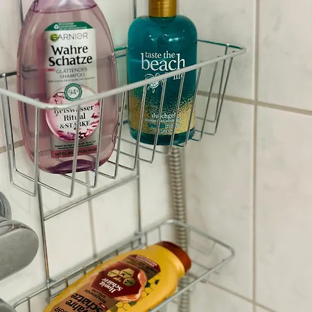 Stilvolles Business-apartment Mit Balkon In Wiesdorf - Wohnen 公寓 勒沃库森