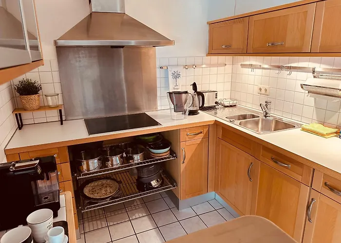 Stilvolles Business-apartment Mit Balkon In Wiesdorf - Wohnen Leverkusen