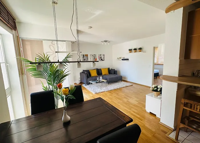 Stilvolles Business-apartment Mit Balkon In Wiesdorf - Wohnen * Leverkusen